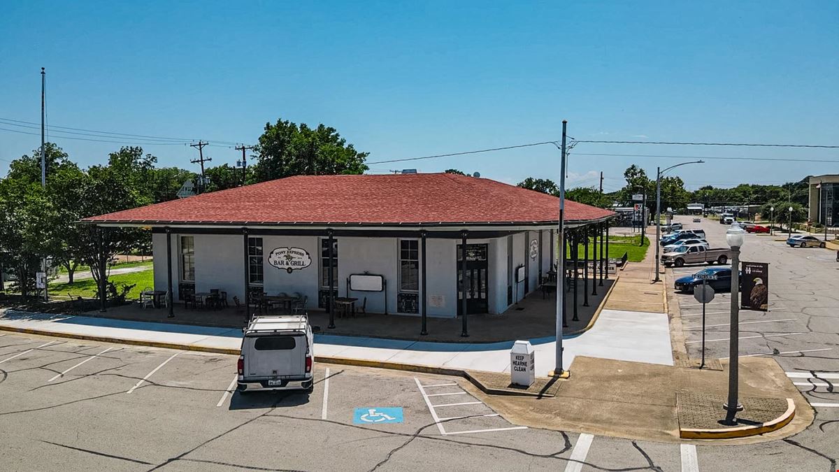The Pony Express Bar and Grill