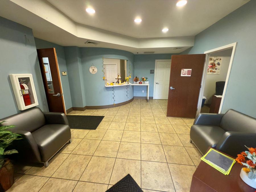 3,524 SF single-story Class B office building