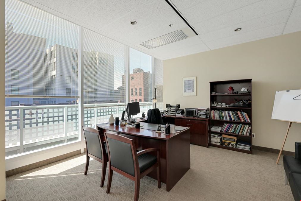 210 - 730 View St