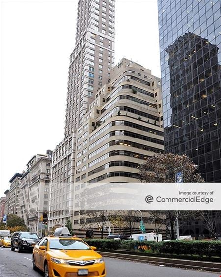 Preview of Office space for Rent at 505 Park Avenue