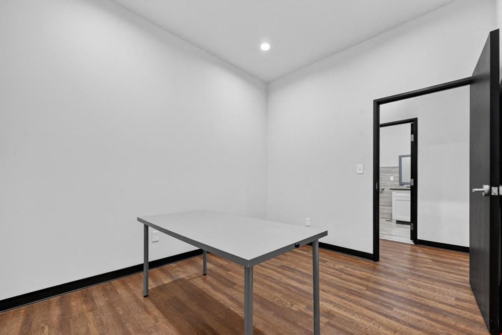 McKinney Office Condo for Sale ±1,450 SF
