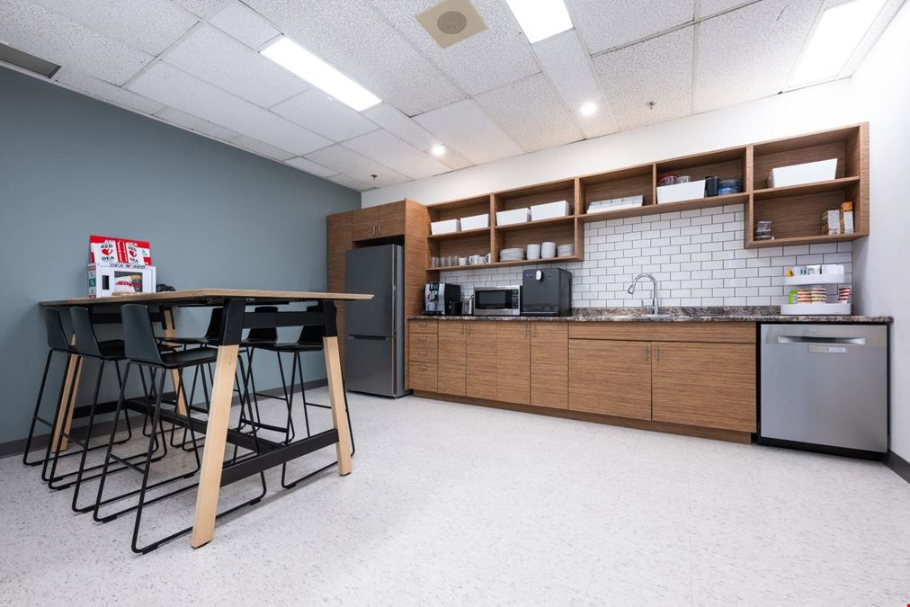 2 St. Clair Avenue West