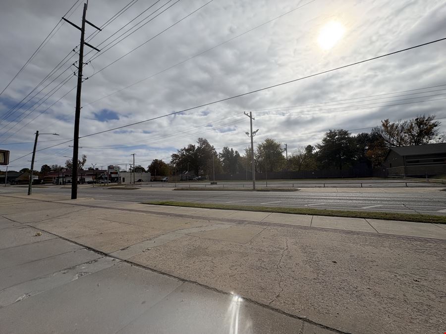 RT 66 Commercial Land