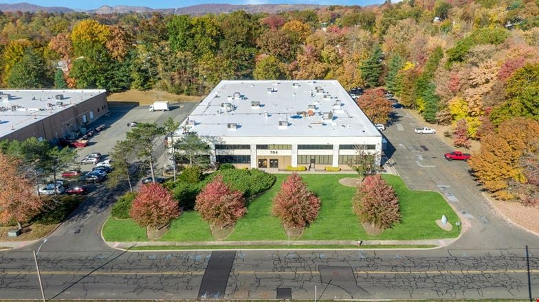 Preview of Office space for Rent at 704 Executive Blvd