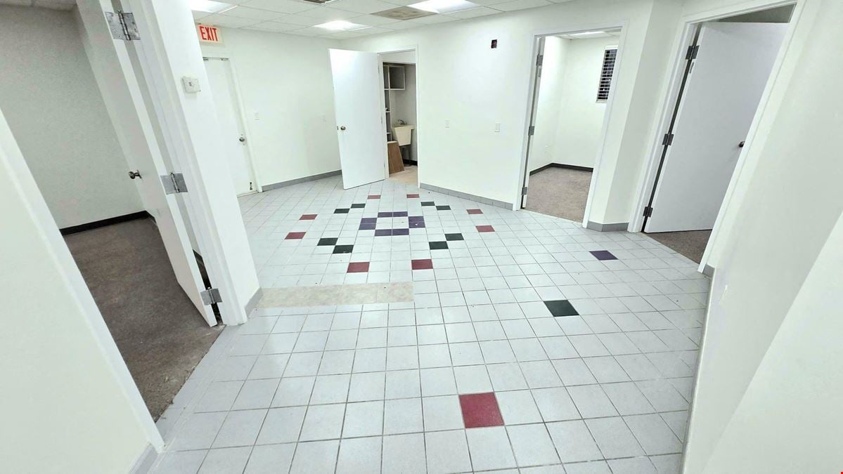 Perfect Downtown Medical office or Retail Use!