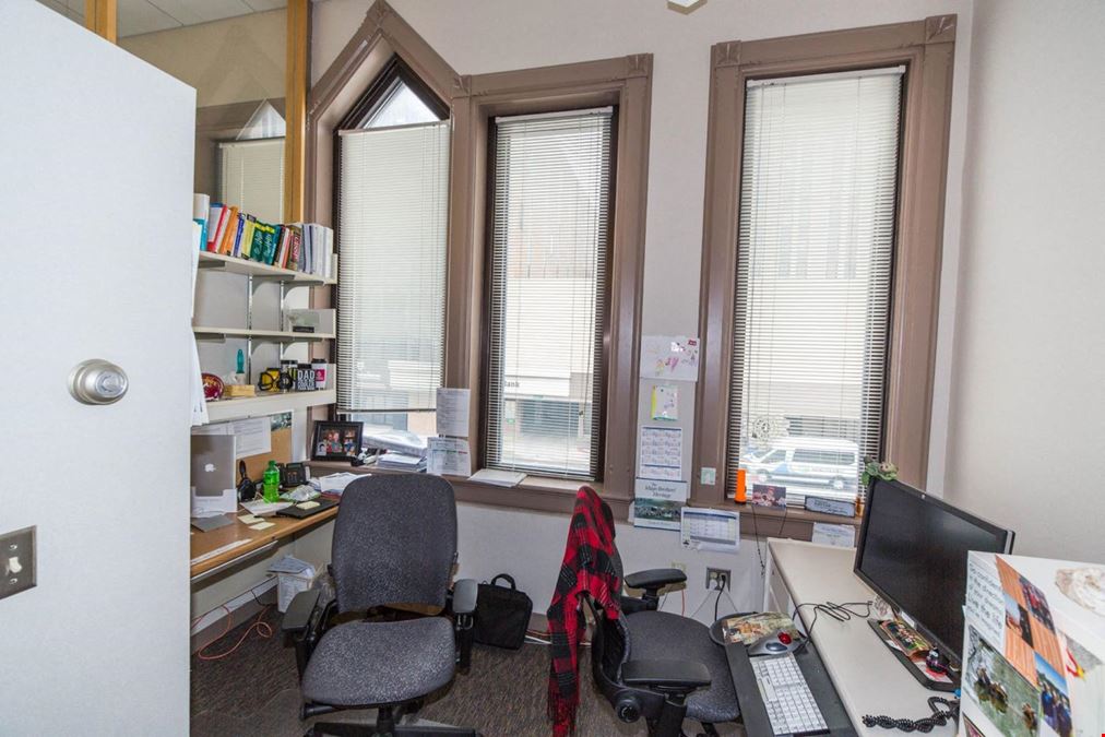 211 S Broadway - Skyway Level Retail & Office Space
