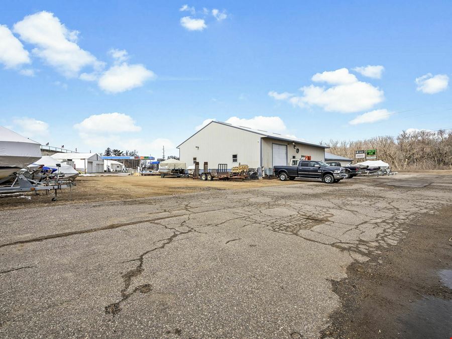 Turn key boat and ATV repair shop is ready for new ownership!