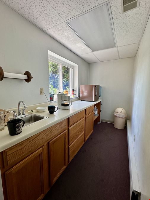 464 Walnut St