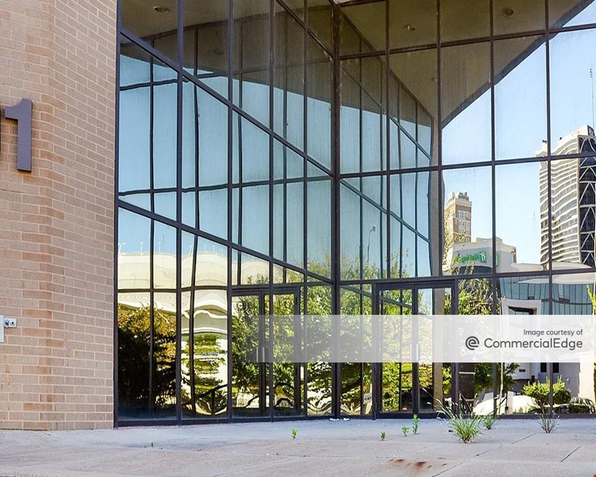 Convention Plaza III