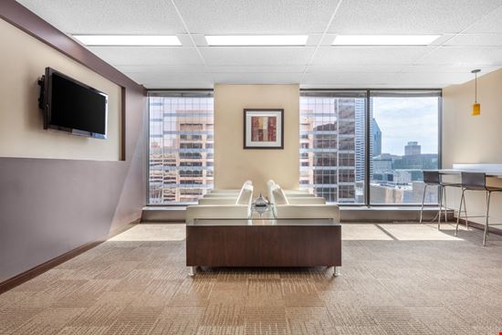 Regus - University Street