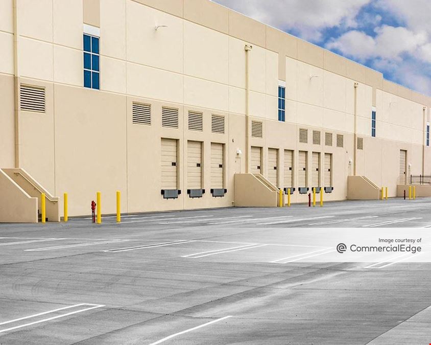 Shea Center Corona - Bldg. 1