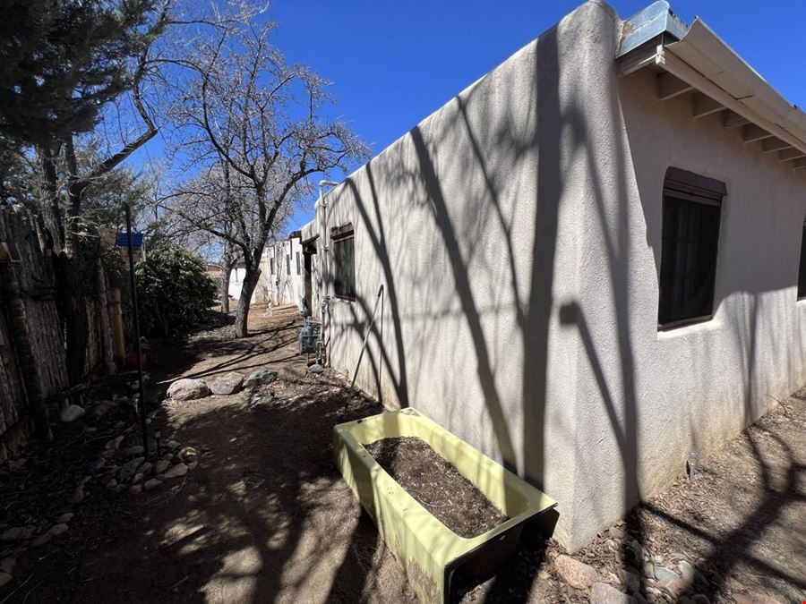 1425 Paseo De Peralta