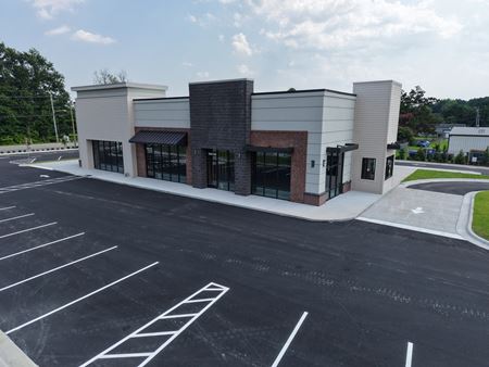Preview of Retail space for Rent at 2610 Dickinson Ave