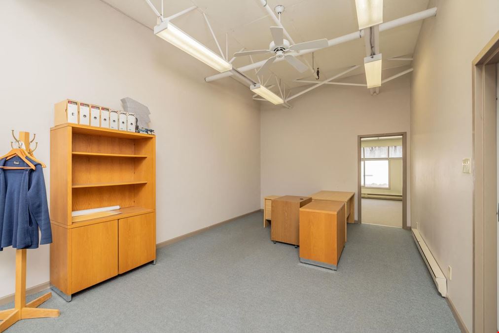 Unit 2150 - 1851 Savage Road