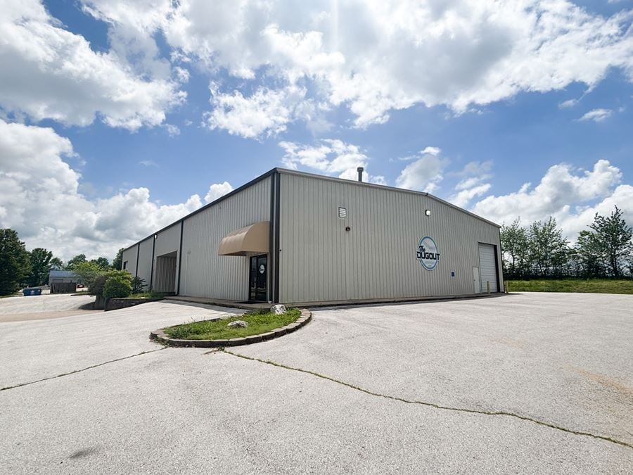 11,824 SF Office/Warehouse for Lease