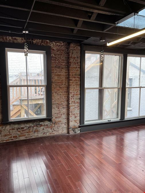 Stylish Downtown Ann Arbor Office for Lease
