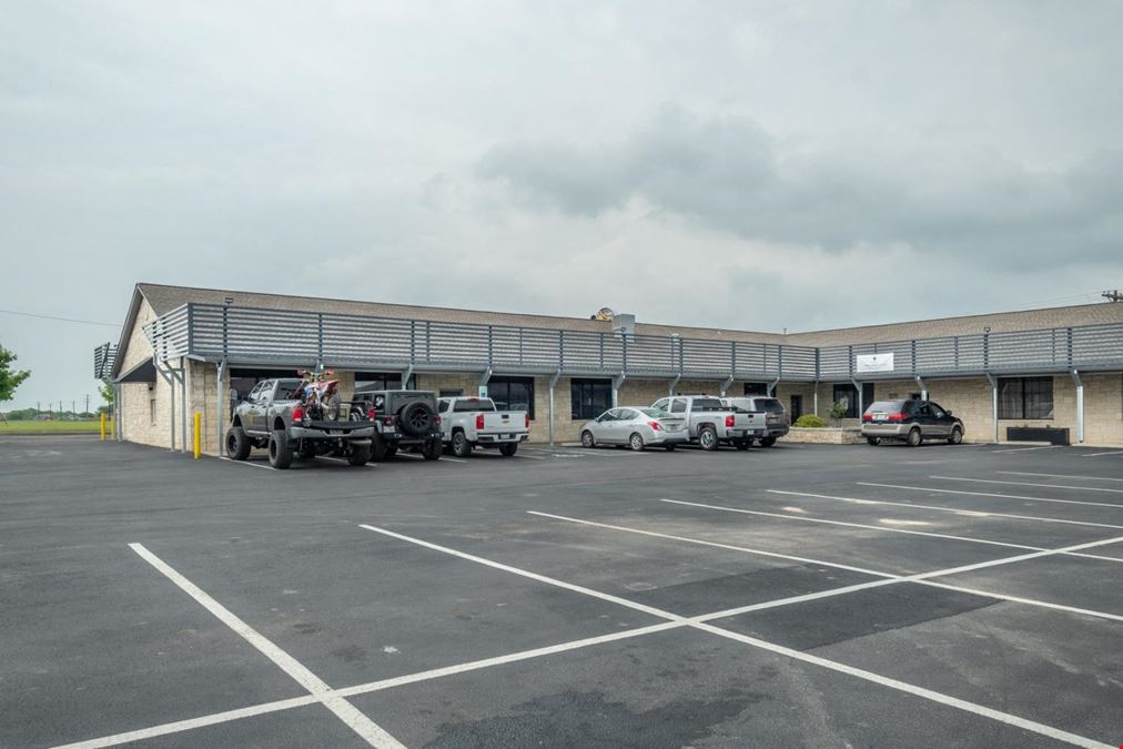 Cougar Plaza