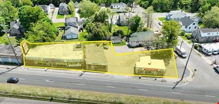Preview of Retail space for Rent at 1504 Sunrise Highway South Service Road