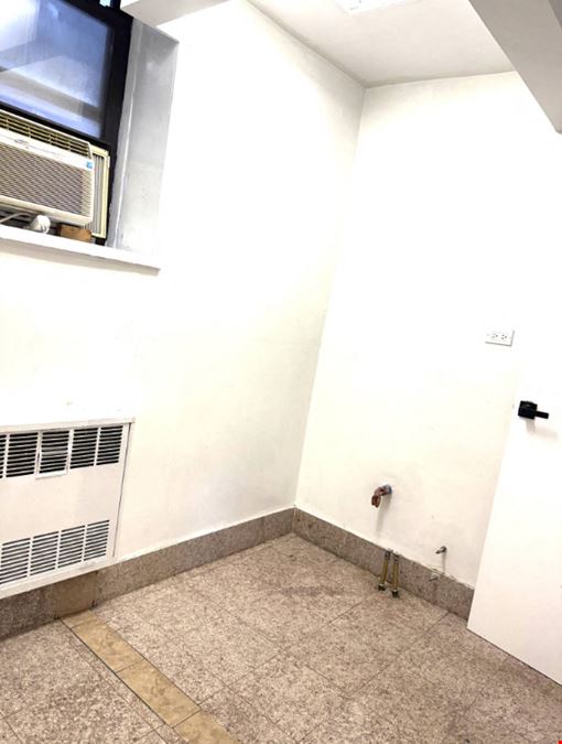 Significant Price Discount 800 sq ft House of Worship Seminary School Day Care Non Profit Medical Professional Office Coop