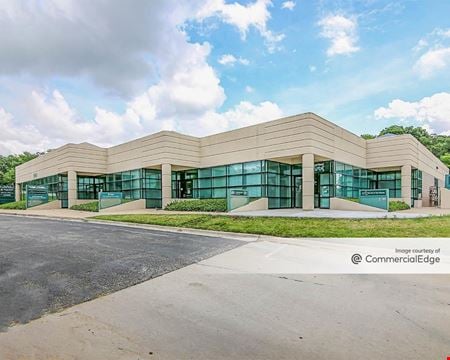 Preview of commercial space at 19401 East US Highway 40