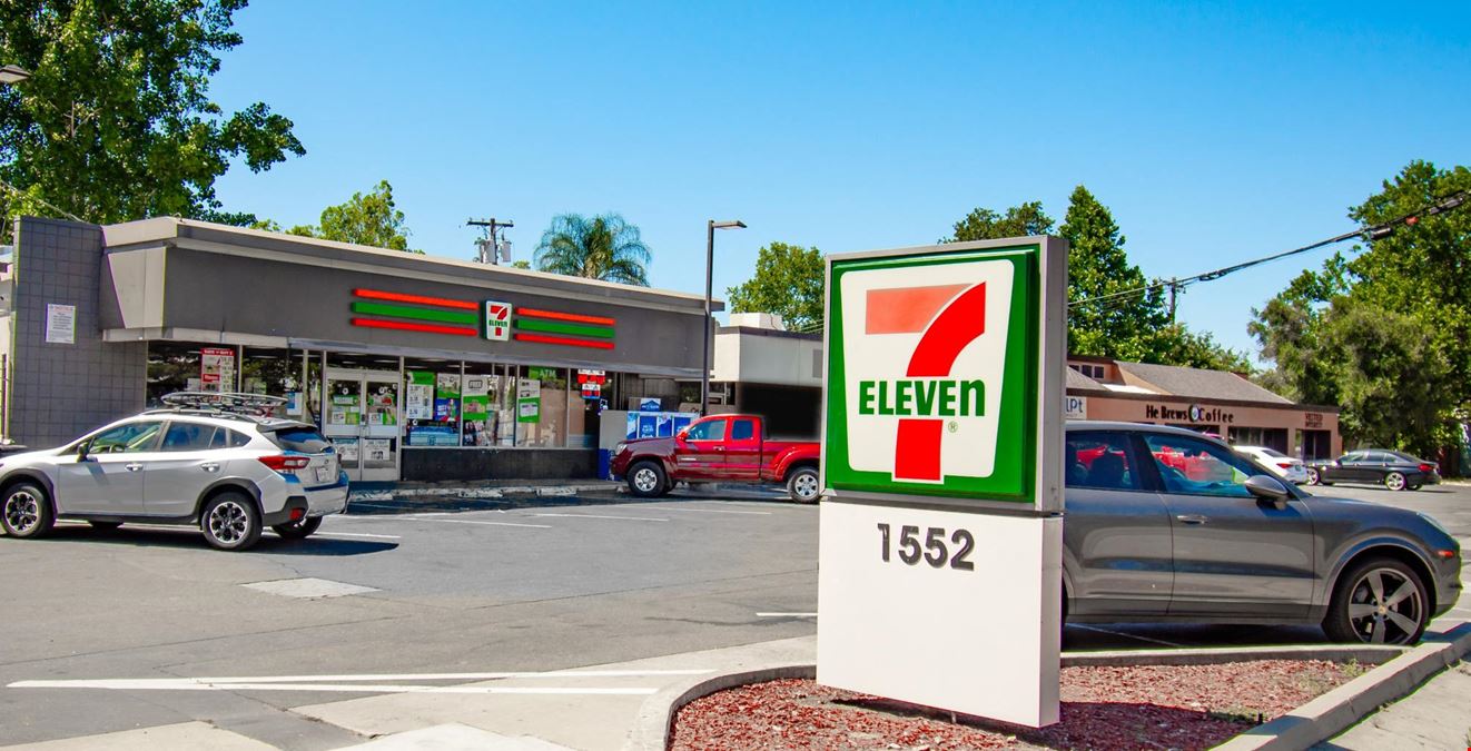 7-Eleven Strip Center