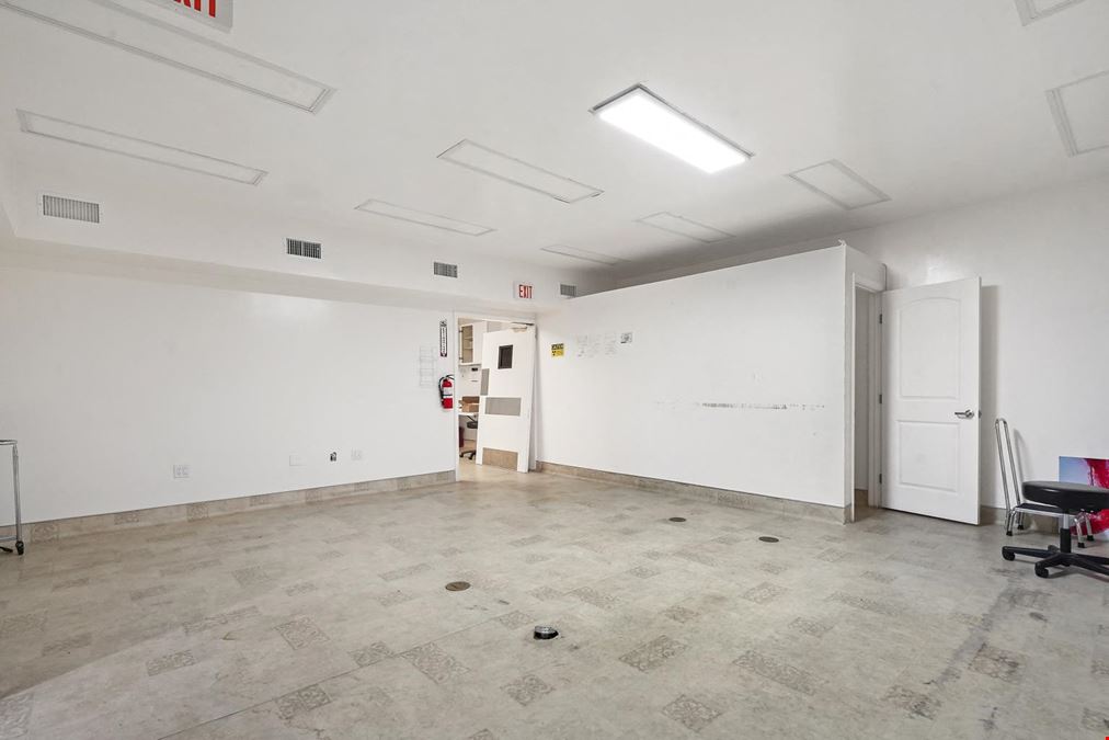 455-451 N Prairie Ave