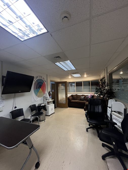 4,536 Freestanding Office Building
