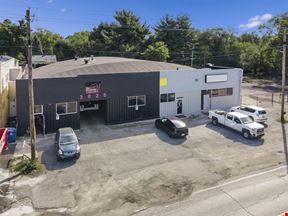 ±10,000 SF Multi-Tenant Industrial | ±5,000 SF Available | For Sale or Lease