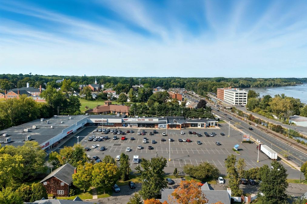 Dexter Plaza