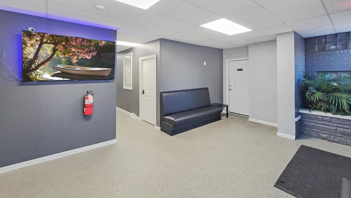 Daly Road Salon Suites & Flex Shop