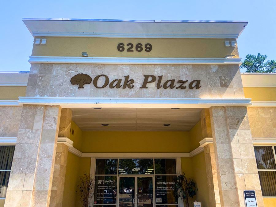 Oak Plaza