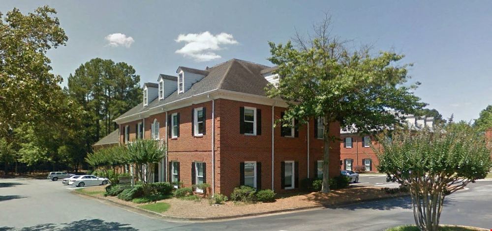 Prime Location -Roswell Office Suite Available for Lease $600 Flat