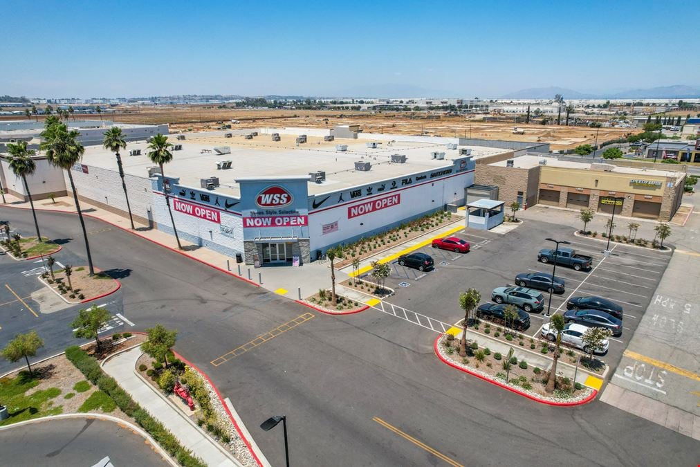 SPECTRUM SHOPPING CENTER - ANCHOR SPACE FOR LEASE