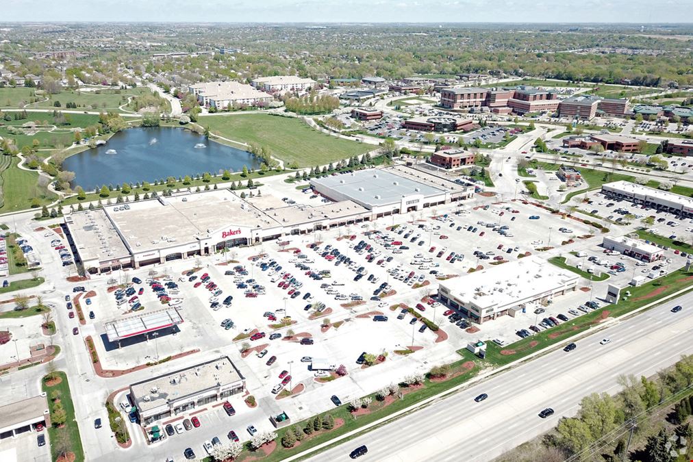 Lakeside Plaza