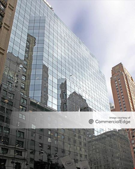 Preview of commercial space at 546 5th Avenue