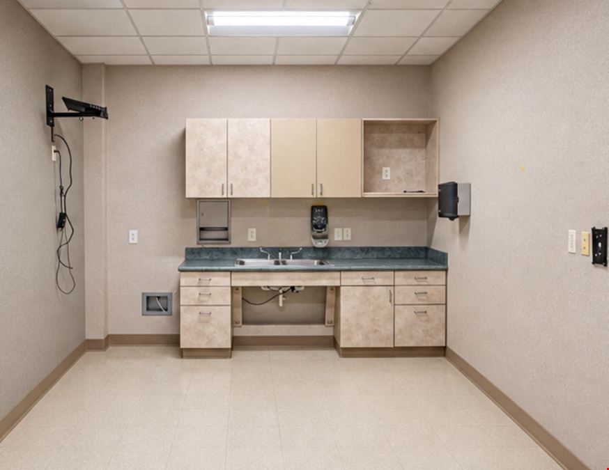 3150 Polk Street- for lease