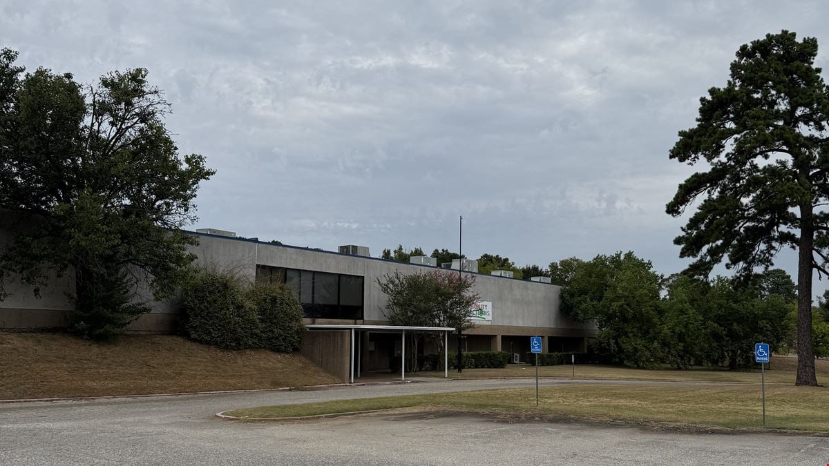 501 Pine Tree Rd