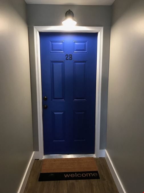 3 Lock St