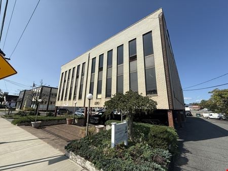 Preview of Office space for Rent at 2280 Grand Ave