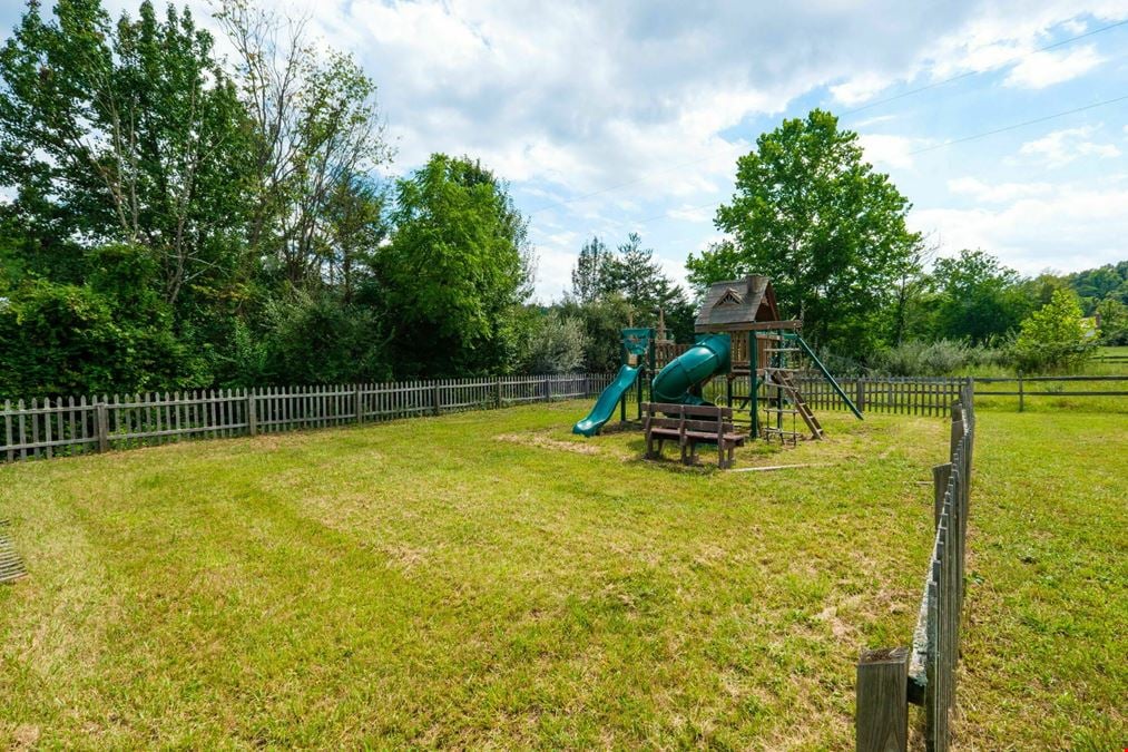 Spacious Multipurpose Facility on 1.38 Acres in Fort Valley, VA