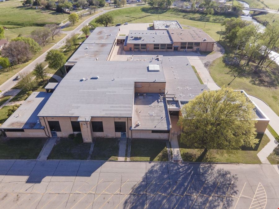 Former Jardine Middle School