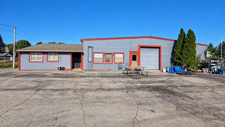Preview of Retail space for Sale at 33934 U.S. 12