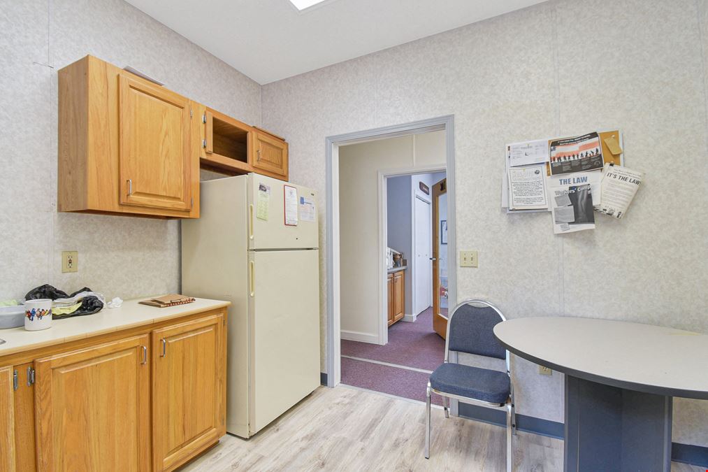 1535 State Road 207