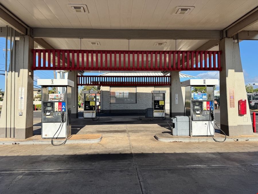 Convenience Store & Gas Station