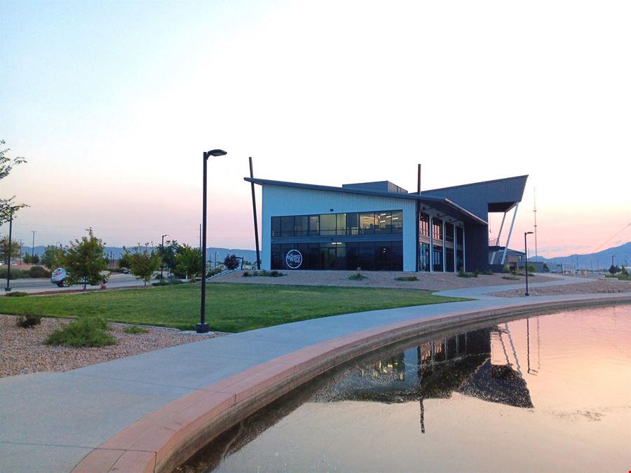 1601 RIVERFRONT DR