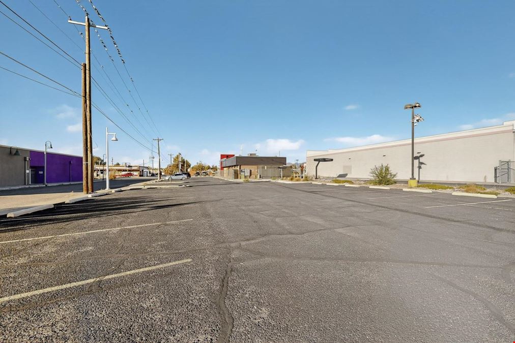 High Traffic Drive Thru Opportunity
