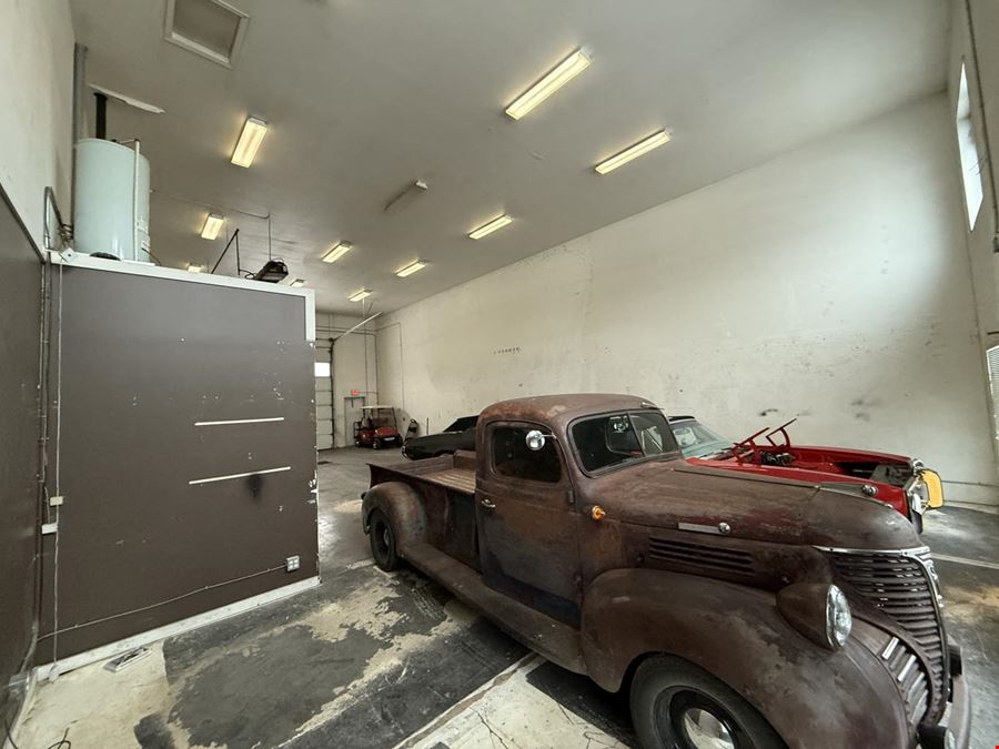 4732 60th Street Building 2