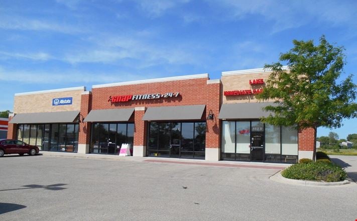 Preview of Retail space for Rent at 452 W State Rd