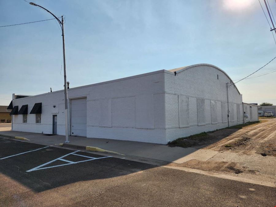 200 W. 1st St.