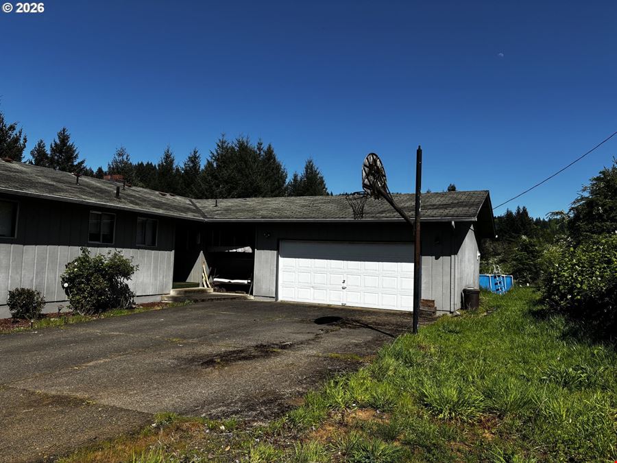 38520 Highway 226